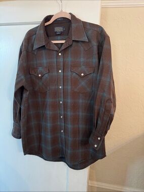 Pendleton Canyon Western Pearl Snap Virgin Wool Button-down Size L